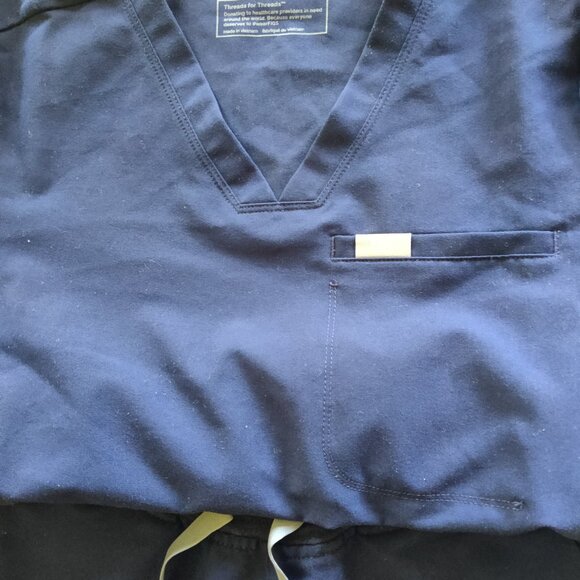 FIGS MATERNITY SCRUB Set XS PETITE - Picture 2 of 5